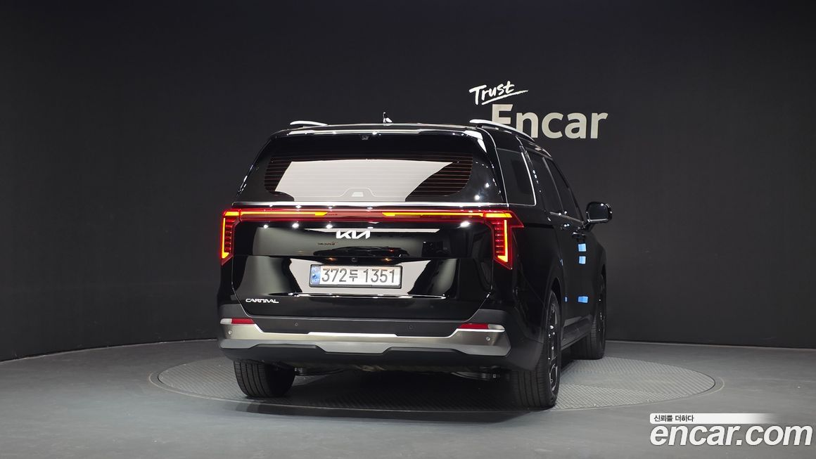 Kia Canival 2025