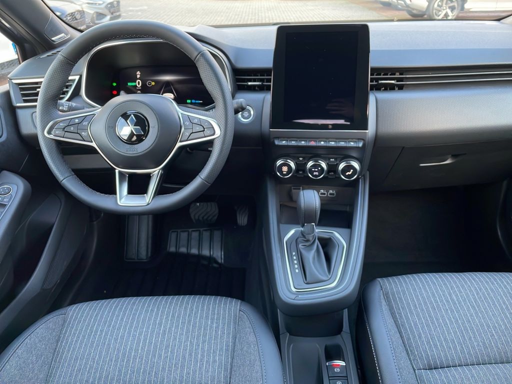 Mitsubishi Colt 2025