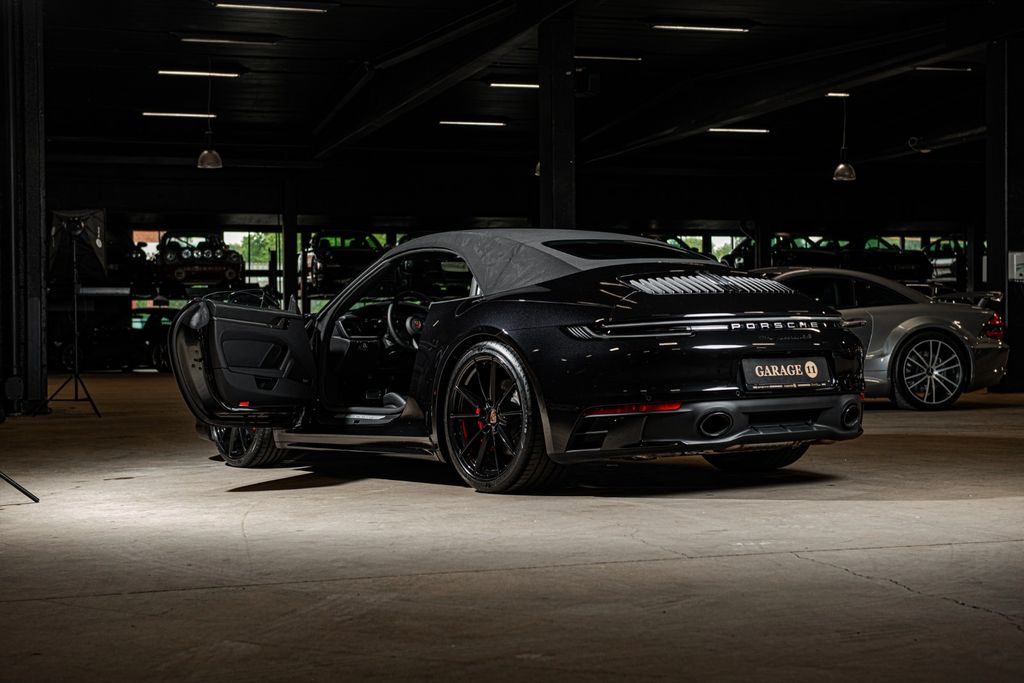 Porsche 992 2024