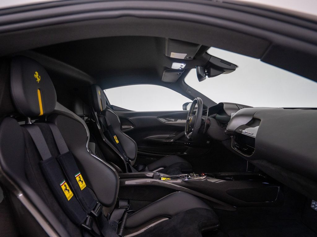 Ferrari SF90 2022