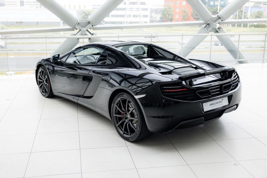 McLaren MP4-12C 2013