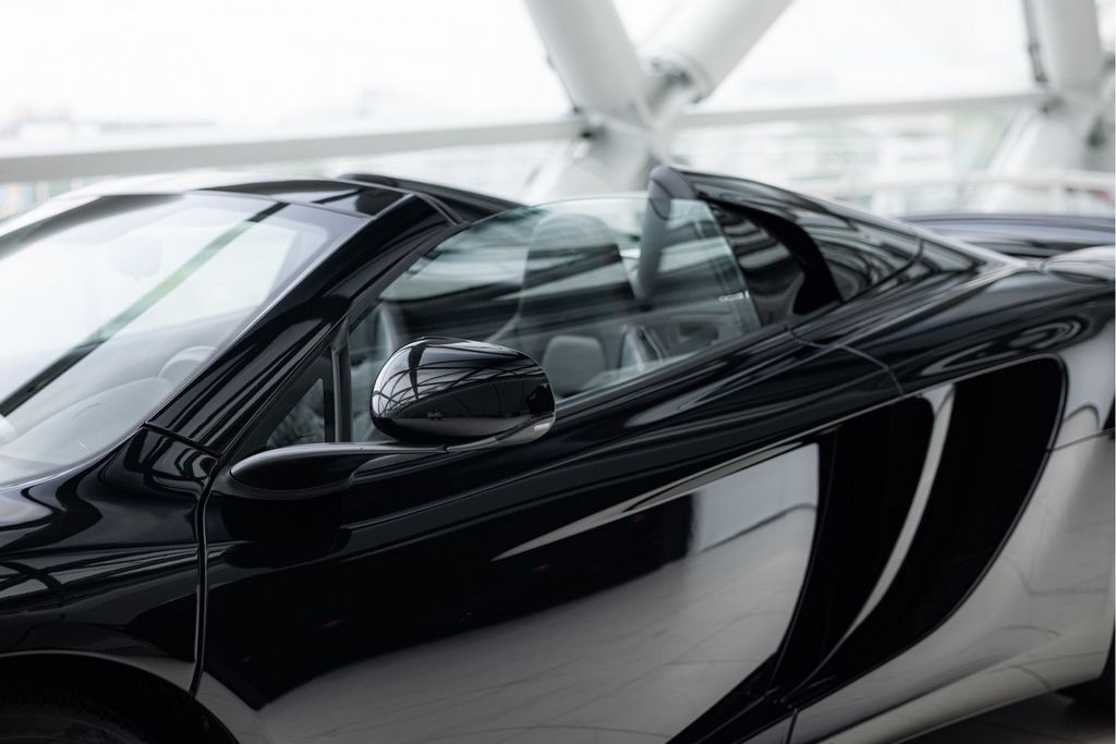 McLaren MP4-12C 2013