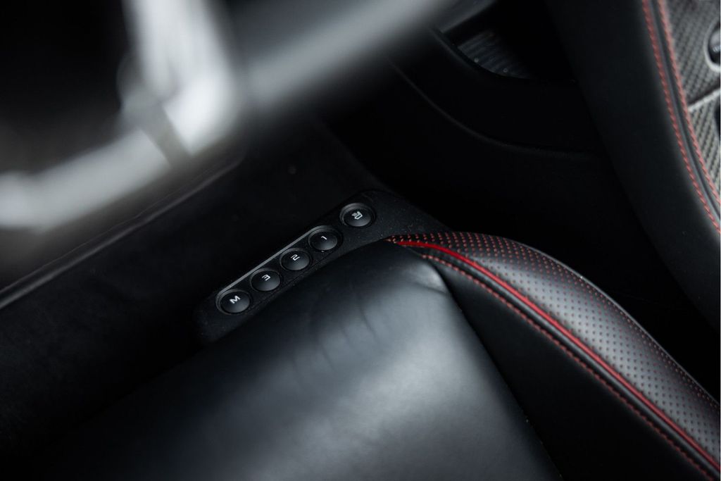 McLaren MP4-12C 2013