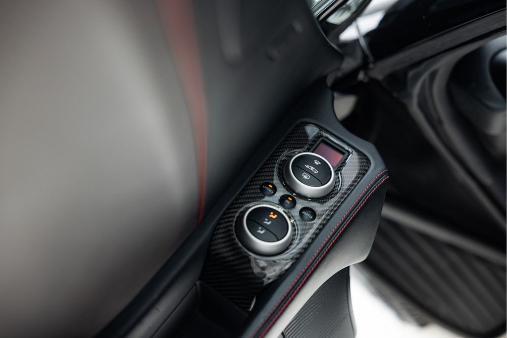 McLaren MP4-12C 2013