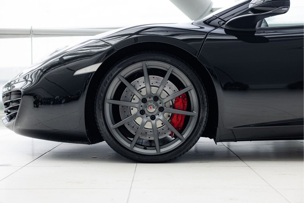 McLaren MP4-12C 2013