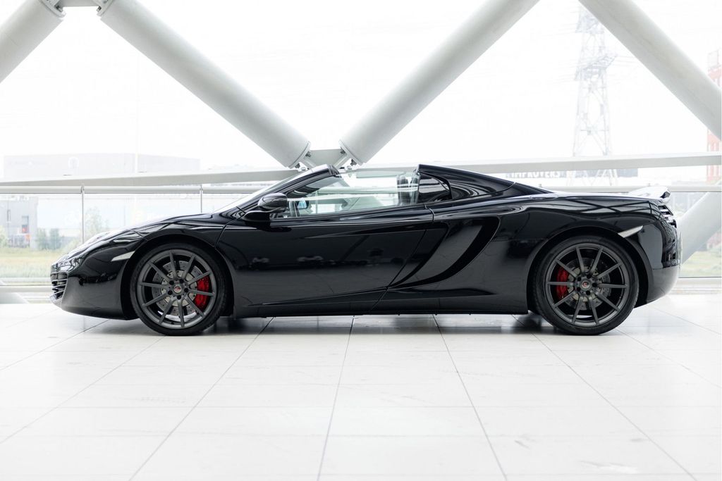 McLaren MP4-12C 2013