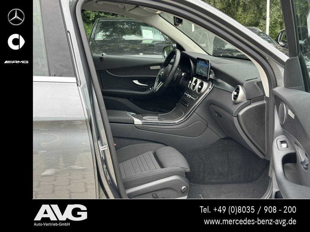 Mercedes-Benz GLC 300 2021