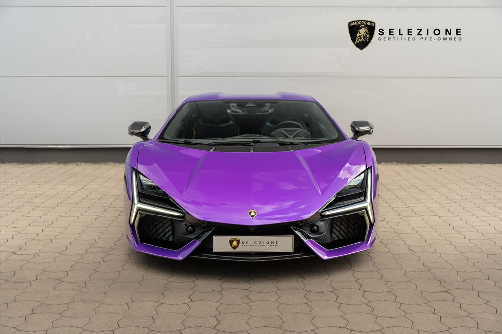 Lamborghini Revuelto 2025