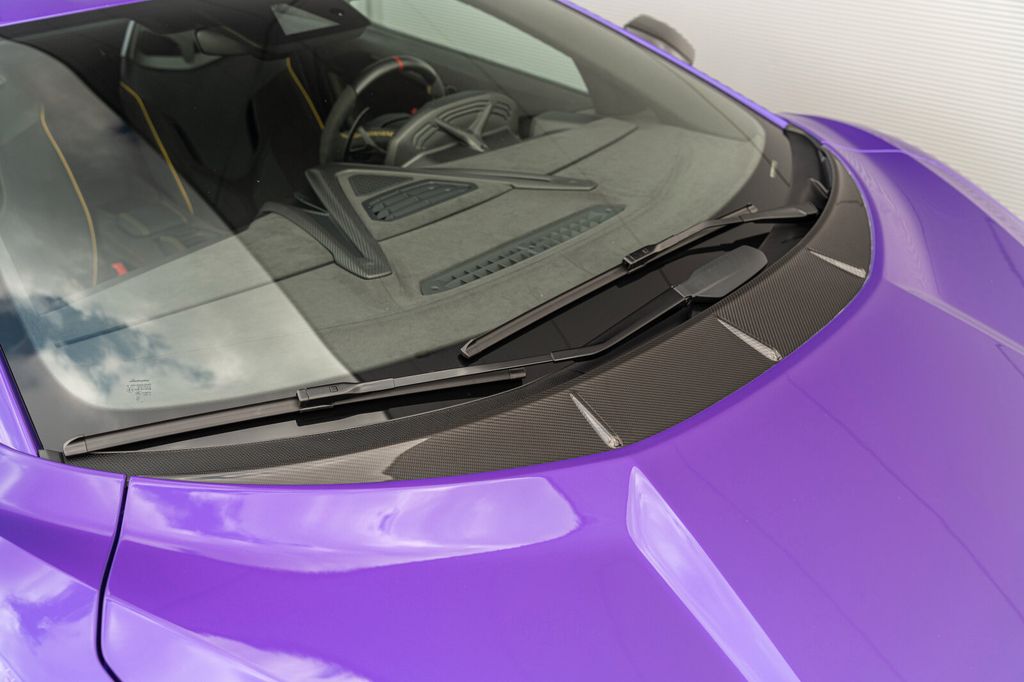 Lamborghini Revuelto 2025