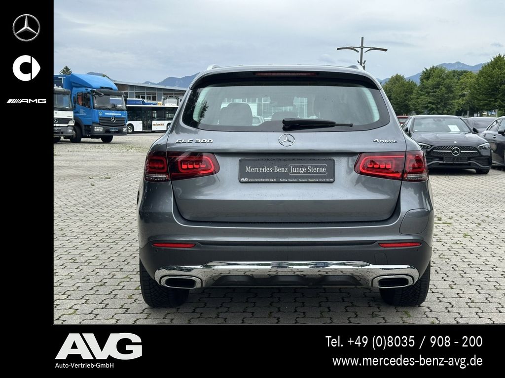 Mercedes-Benz GLC 300 2021