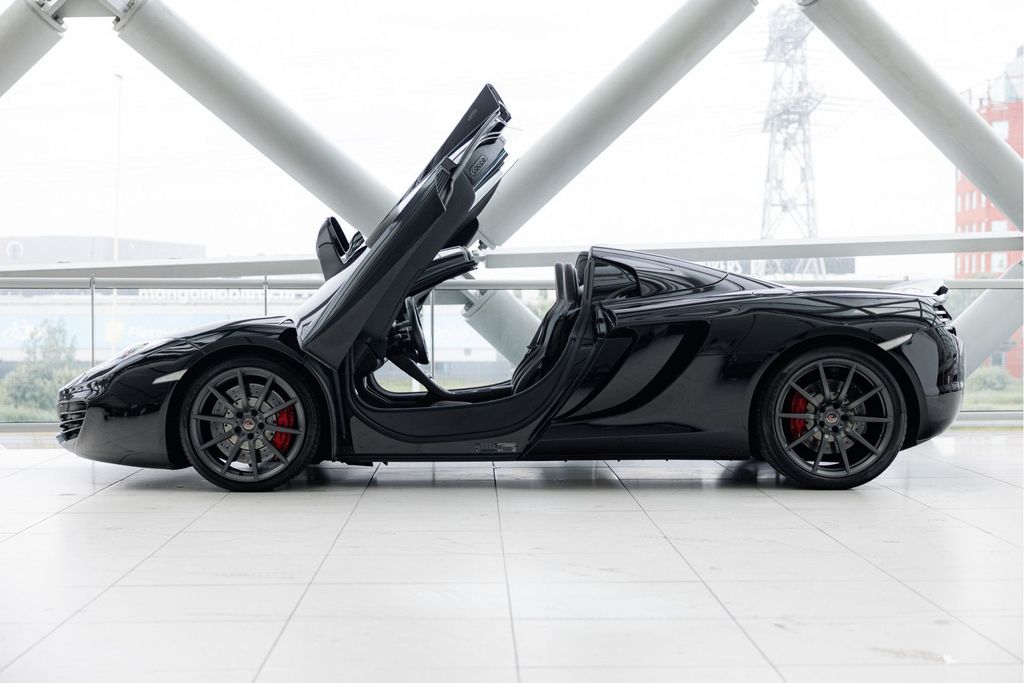 McLaren MP4-12C 2013