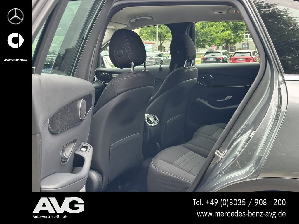 Mercedes-Benz GLC 300 2021