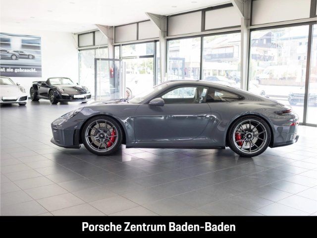 Porsche 992 2025