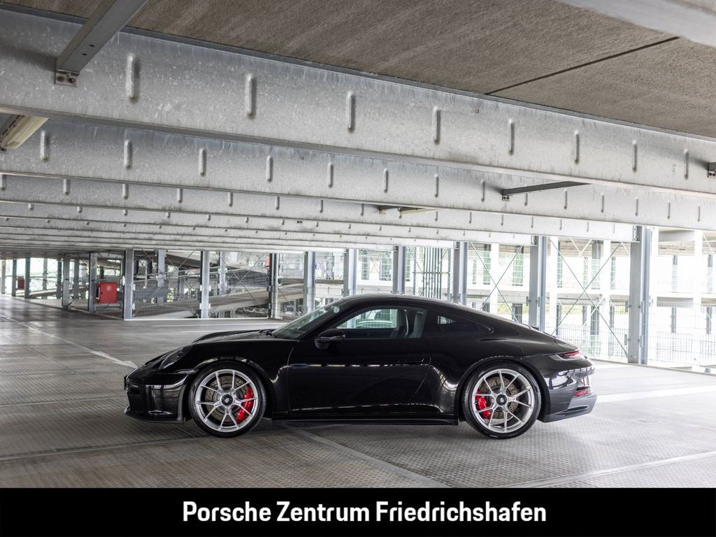 Porsche 992 2024