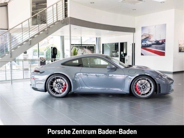 Porsche 992 2025