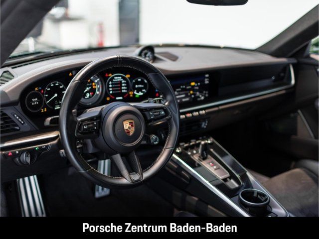 Porsche 992 2022