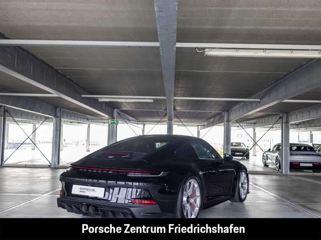 Porsche 992 2024