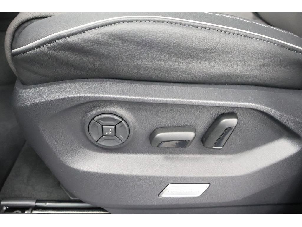 Volkswagen Touareg 2025