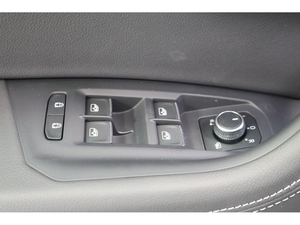 Volkswagen Touareg 2025