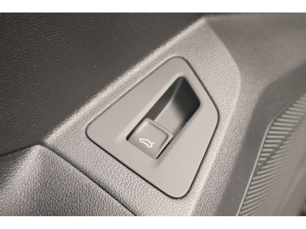 Volkswagen Touareg 2025