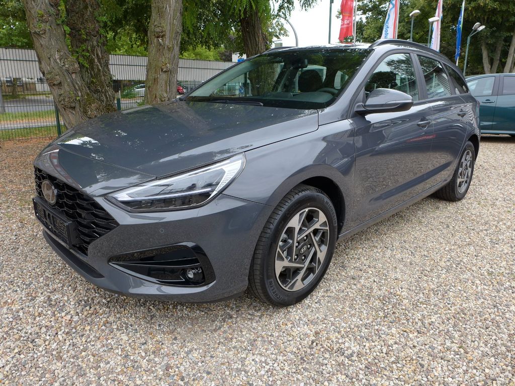 Hyundai i30 2025