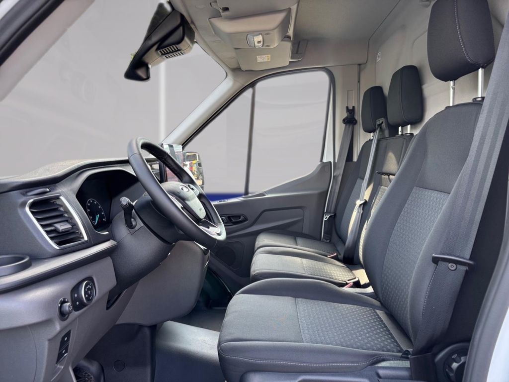 Ford Transit 2023