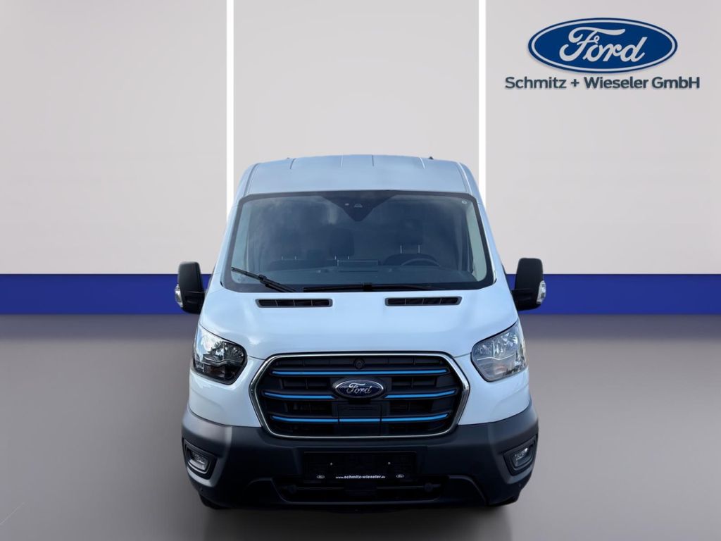 Ford Transit 2023