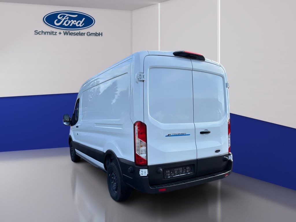 Ford Transit 2023