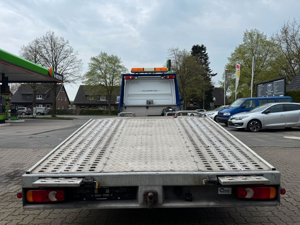 Mercedes-Benz Sprinter 2012