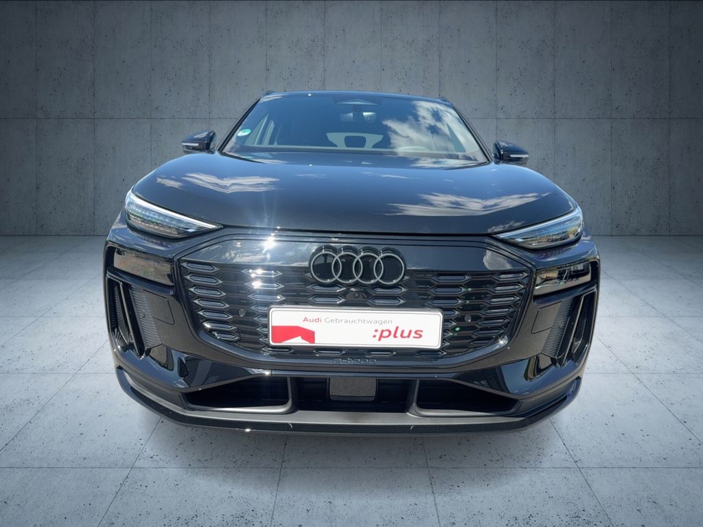 Audi Q6 e-tron 2025