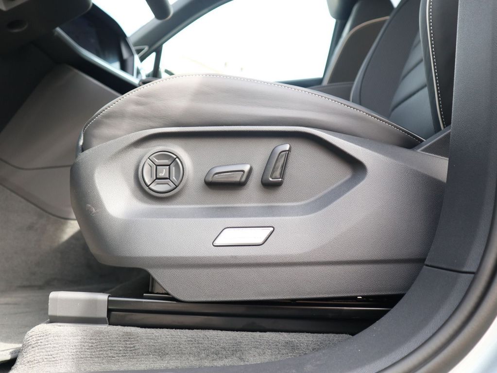 Volkswagen Touareg 2025