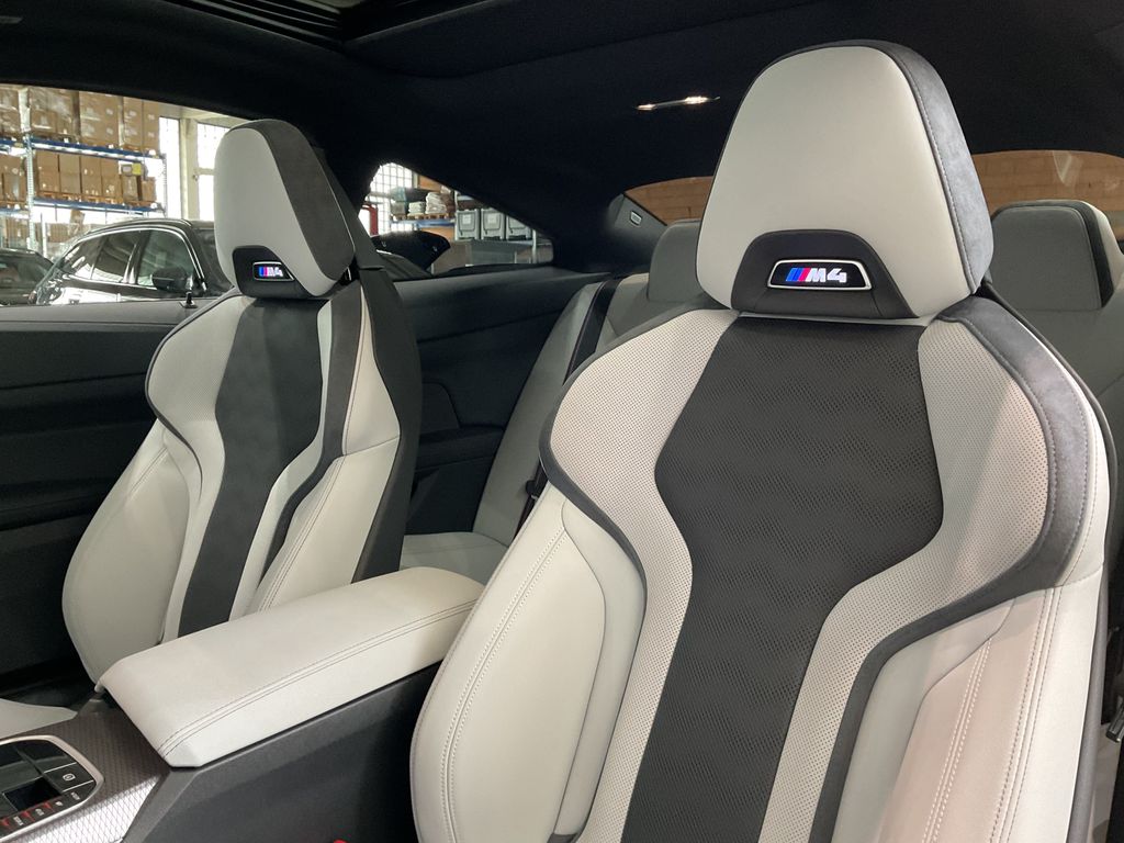 BMW M4 2024