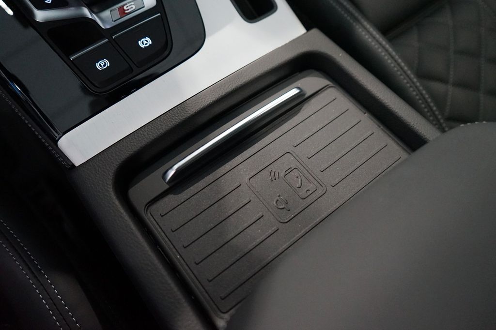 Audi SQ5 2024