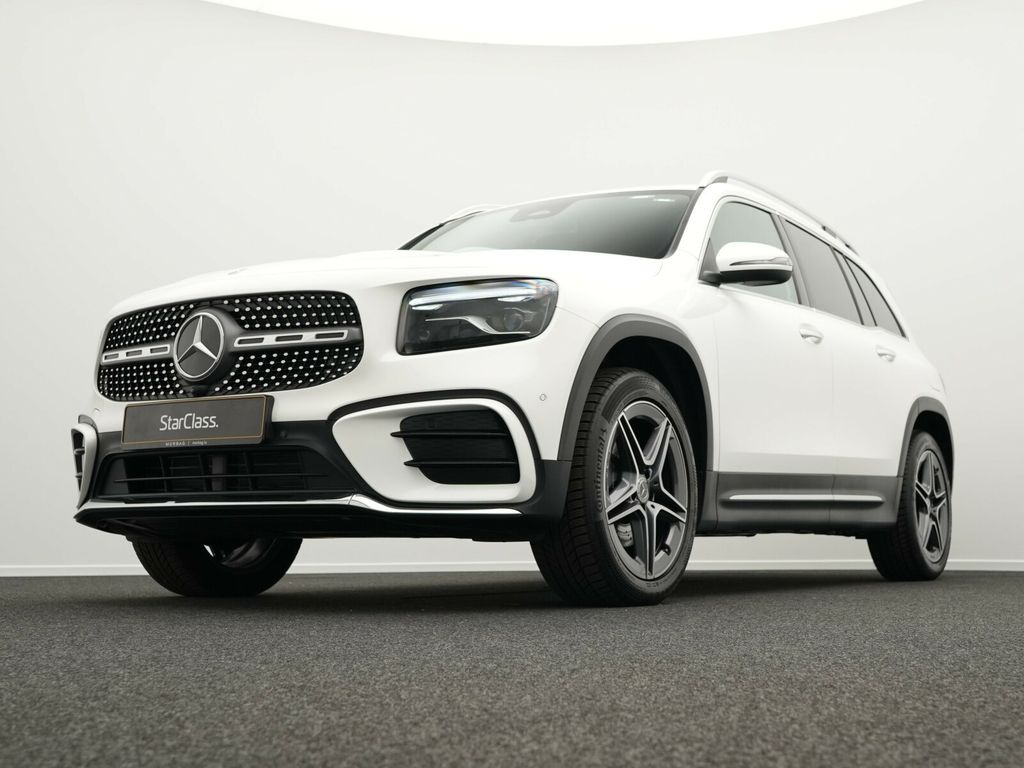Mercedes-Benz GLB 200 2024