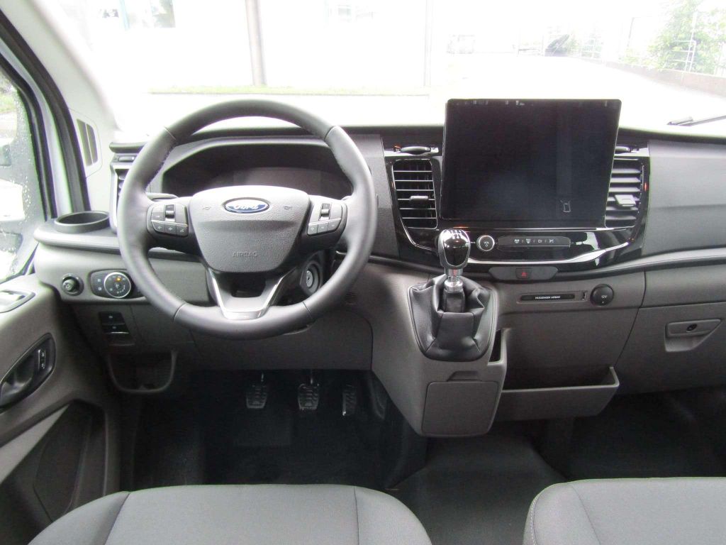 Ford Transit 2025