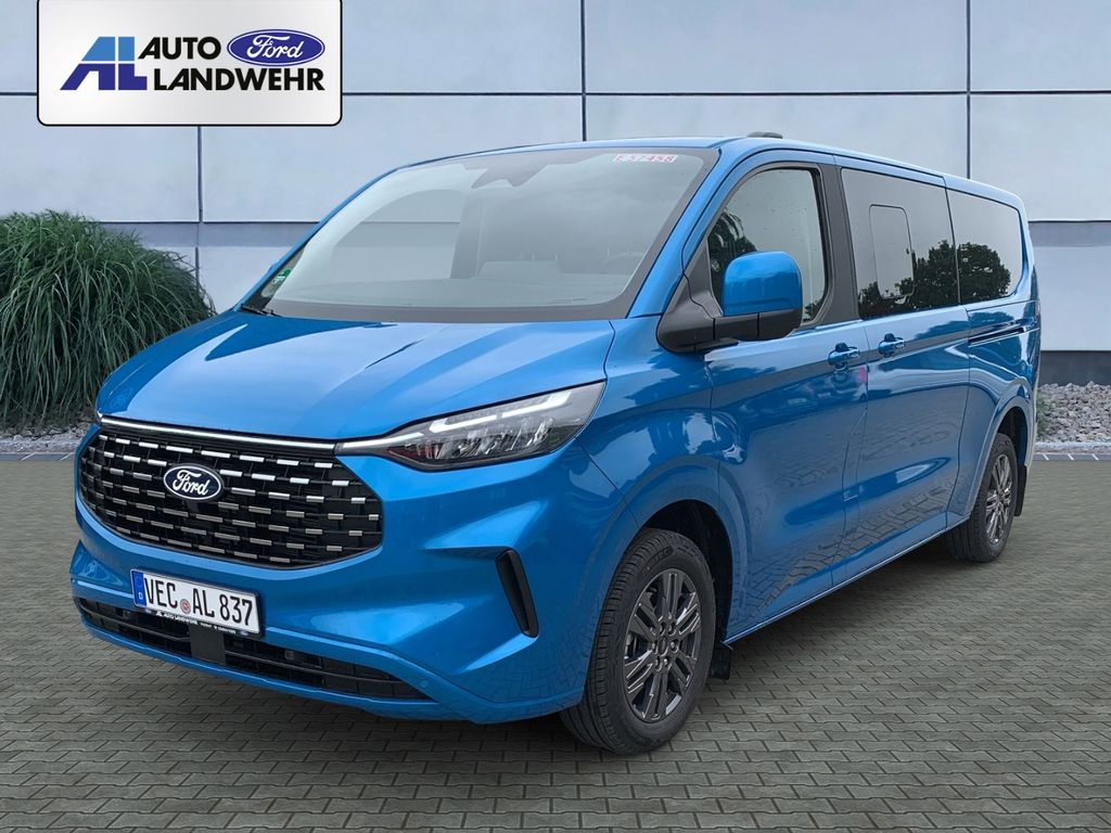 Ford Tourneo Custom 2025