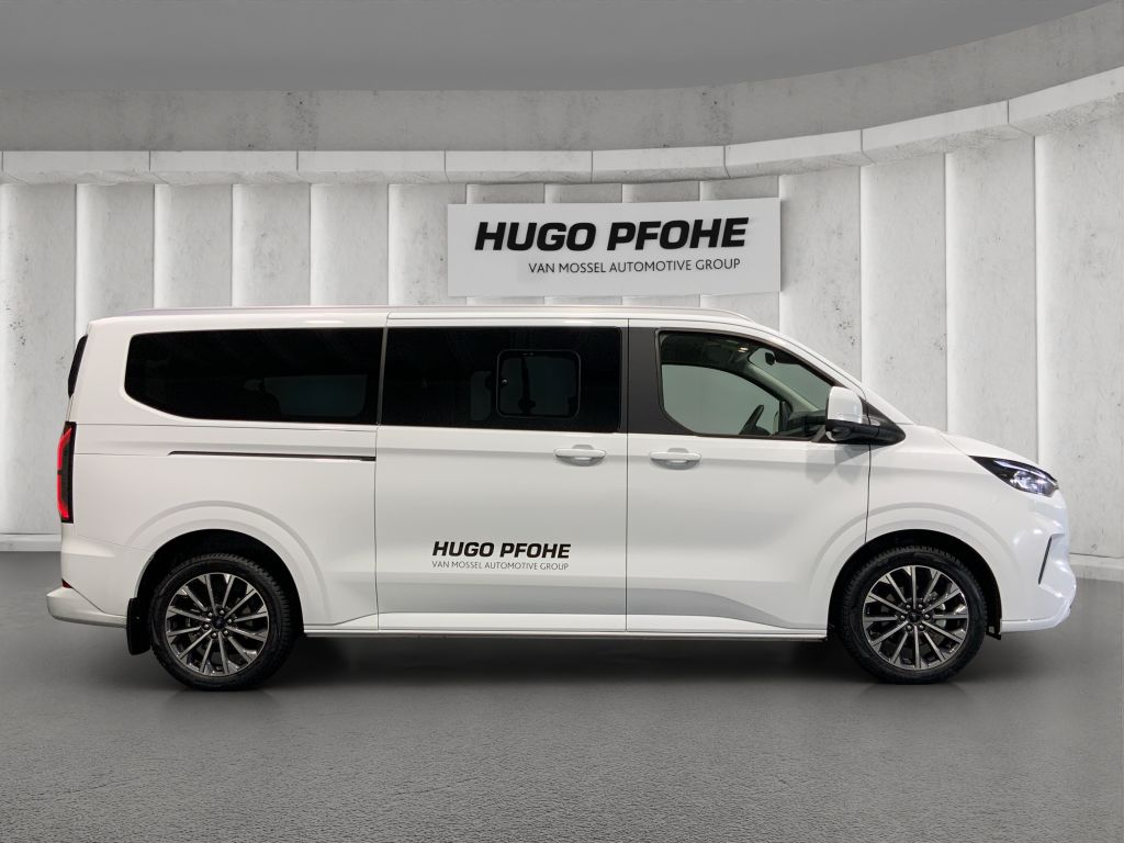 Ford Tourneo Custom 2025