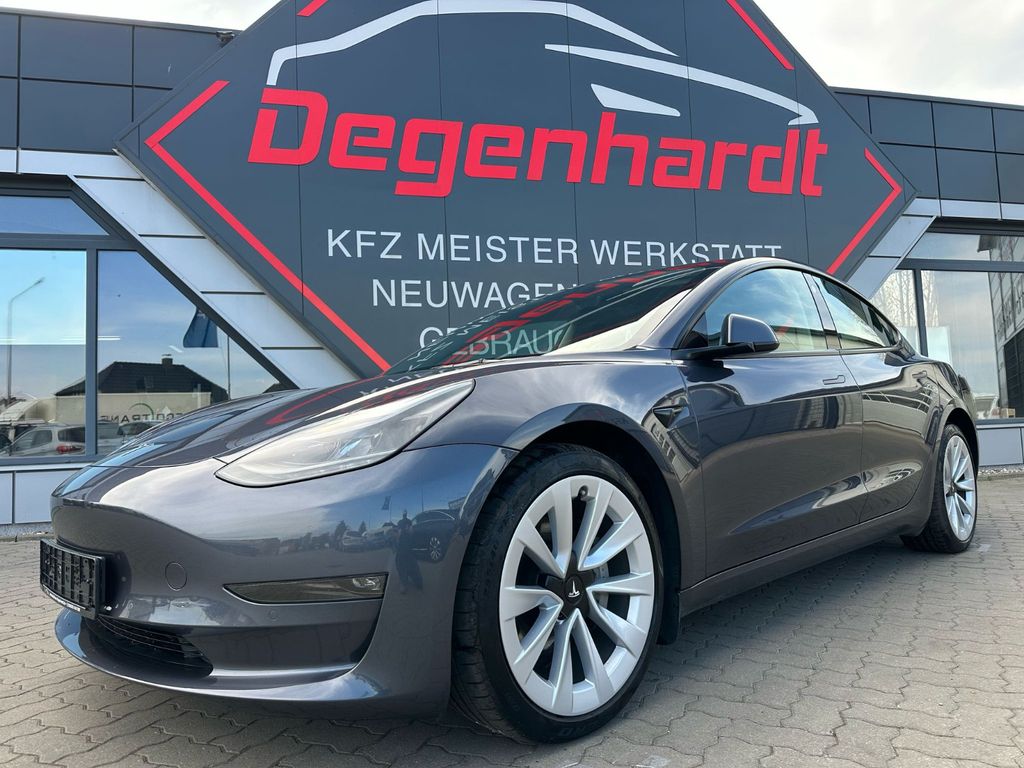 Tesla Model 3 2021