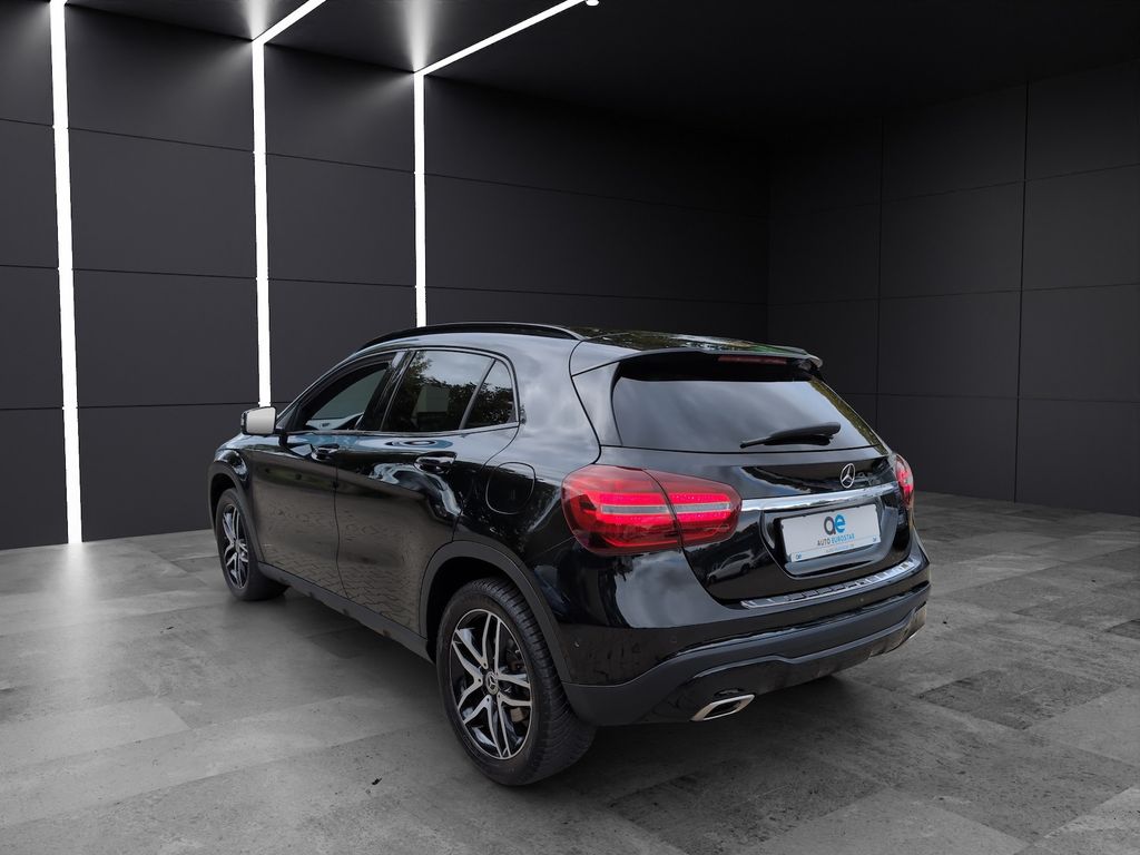 Mercedes-Benz GLA 220 2019