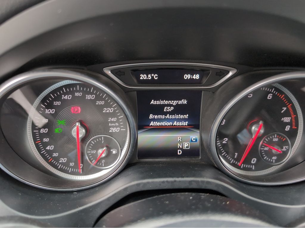Mercedes-Benz GLA 220 2019