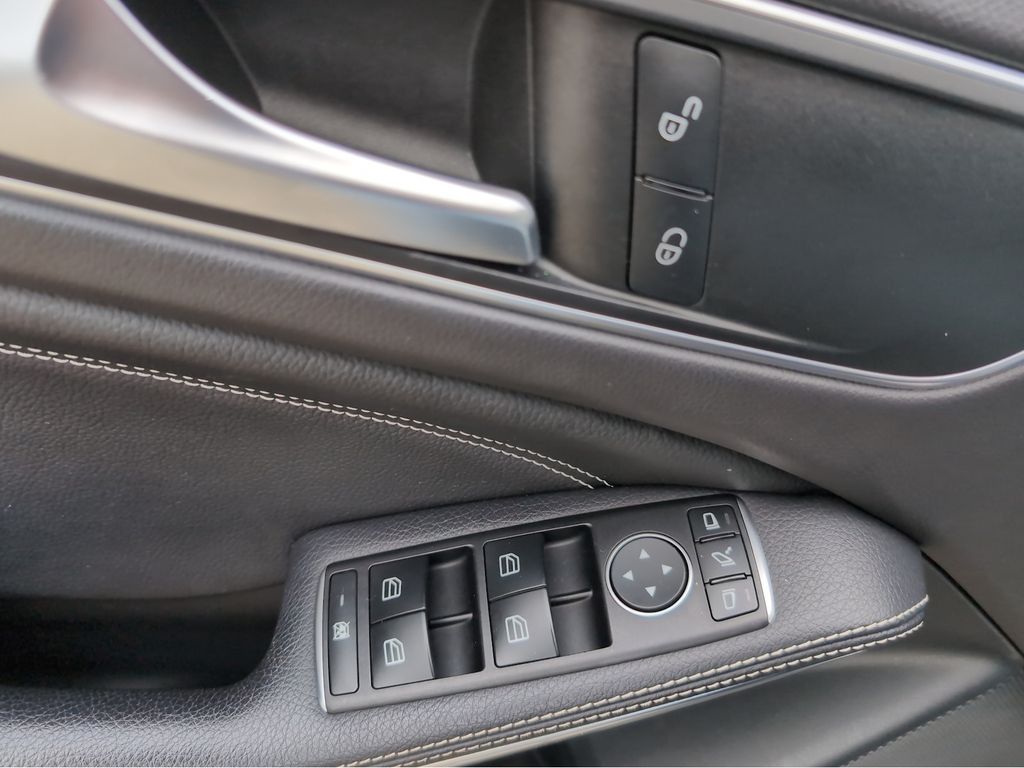 Mercedes-Benz GLA 220 2019