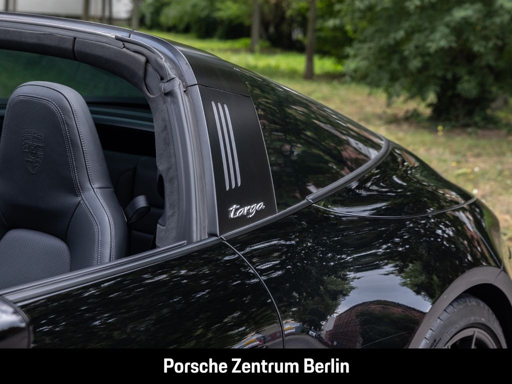 Porsche 992 2024