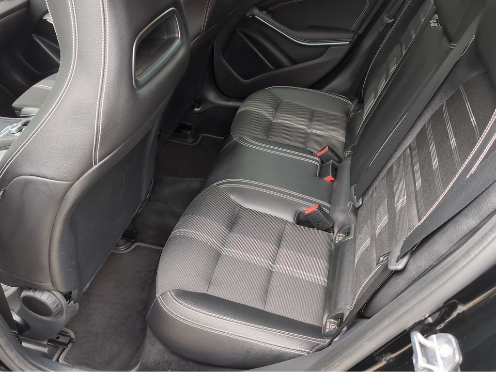 Mercedes-Benz GLA 220 2019