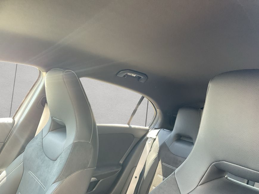 Mercedes-Benz A 180 2025