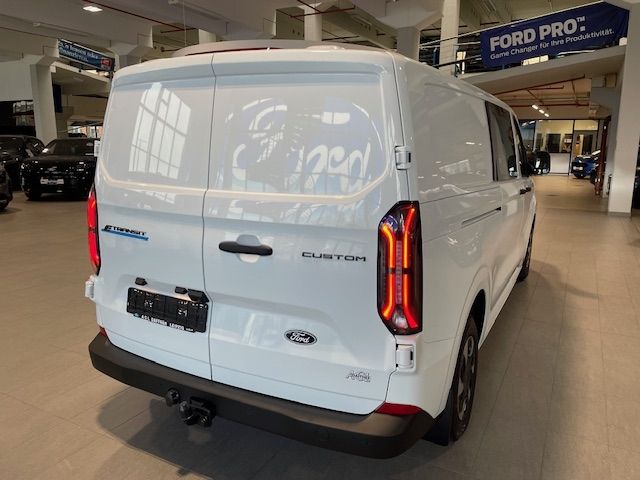 Ford Transit Custom 2025