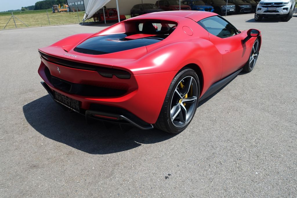 Ferrari 296 GTB 2023