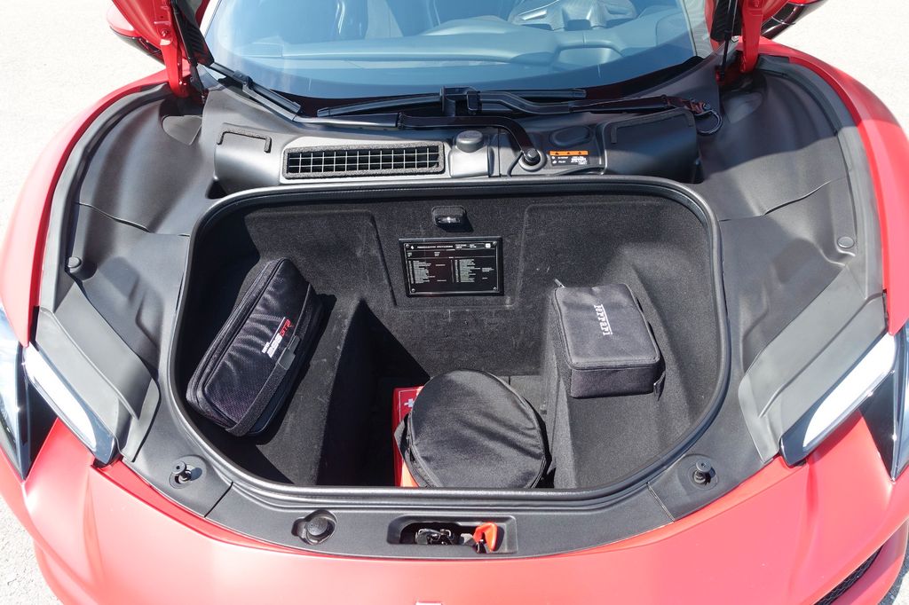 Ferrari 296 GTB 2023