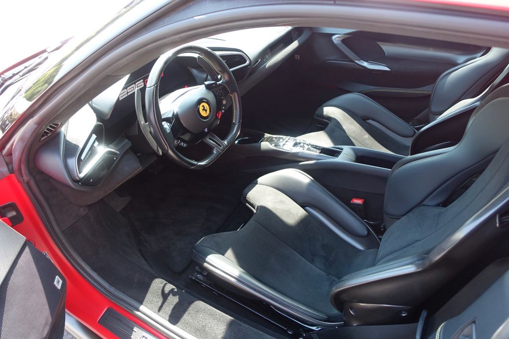 Ferrari 296 GTB 2023