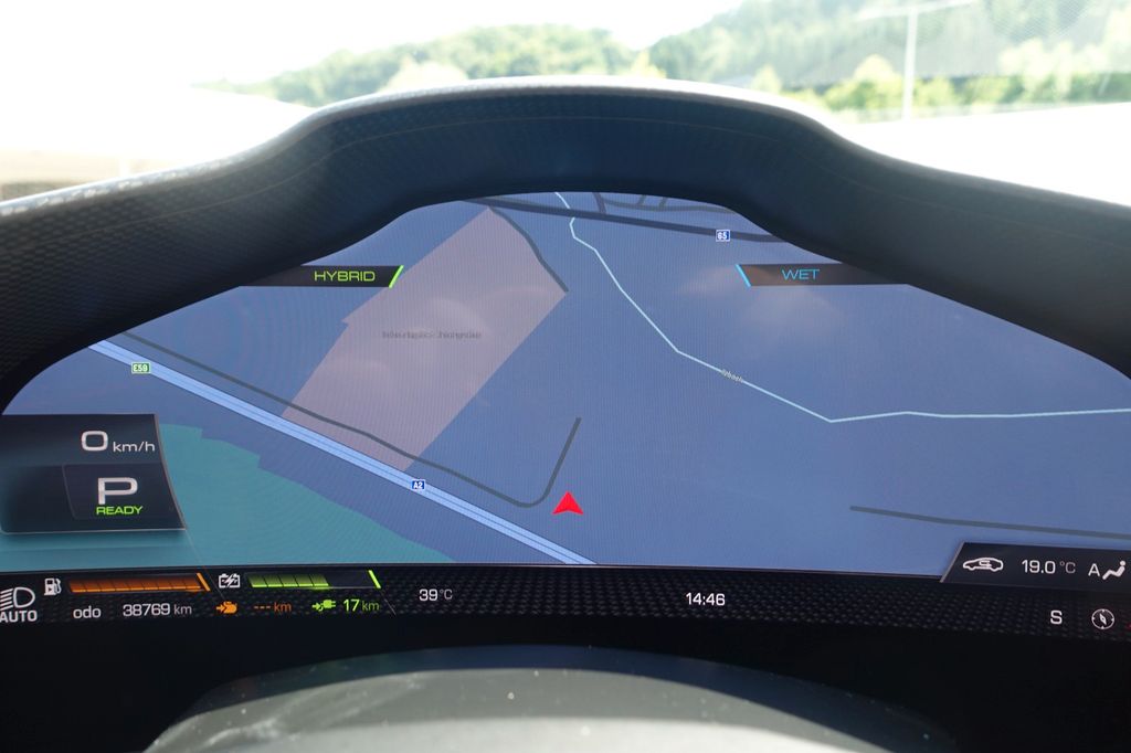 Ferrari 296 GTB 2023