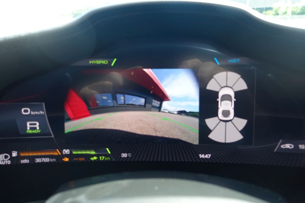 Ferrari 296 GTB 2023